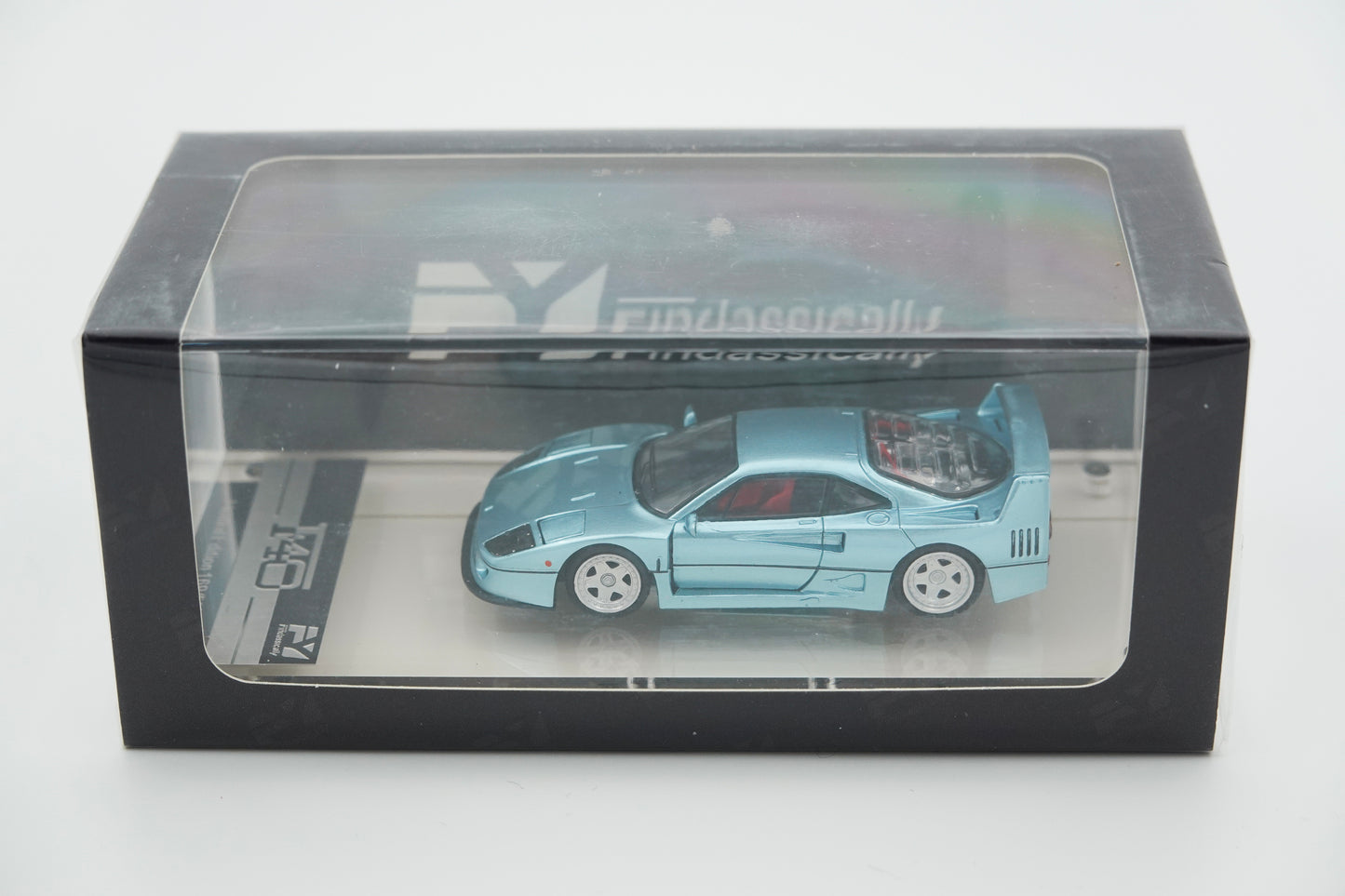 Findclassically | Ferrari Blue Chip F40 | 1:64