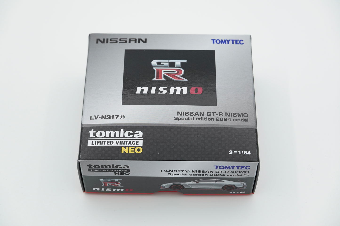 TOMYTEC |  LV-N317c Nissan GTR35 Nismo Special Edition Tomica Limited Vintage | 1:64