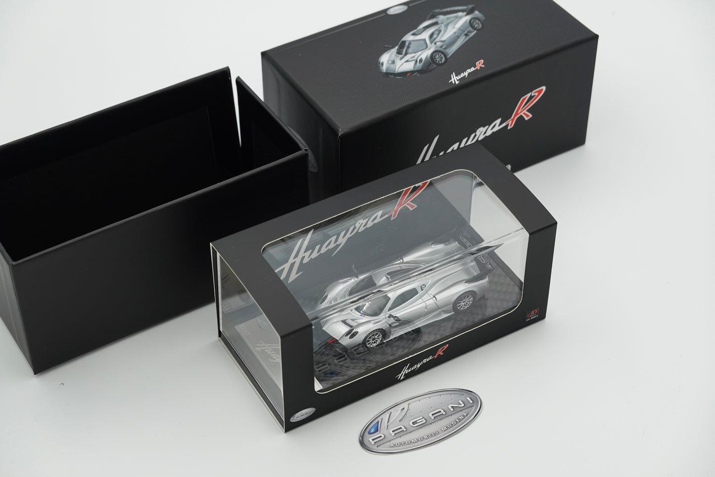 LCD Models | Pagani Huayra R | 1:64