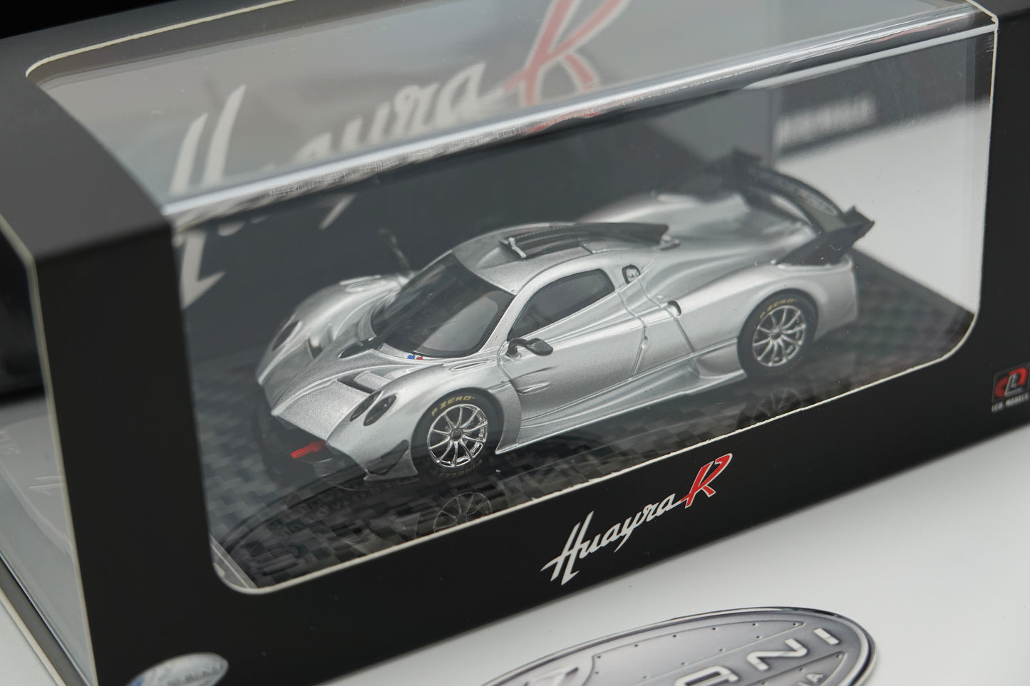 LCD Models | Pagani Huayra R | 1:64