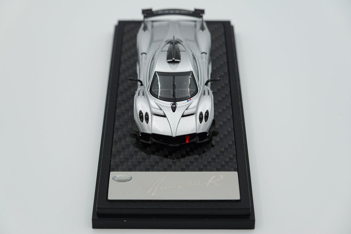 LCD Models | Pagani Huayra R | 1:64