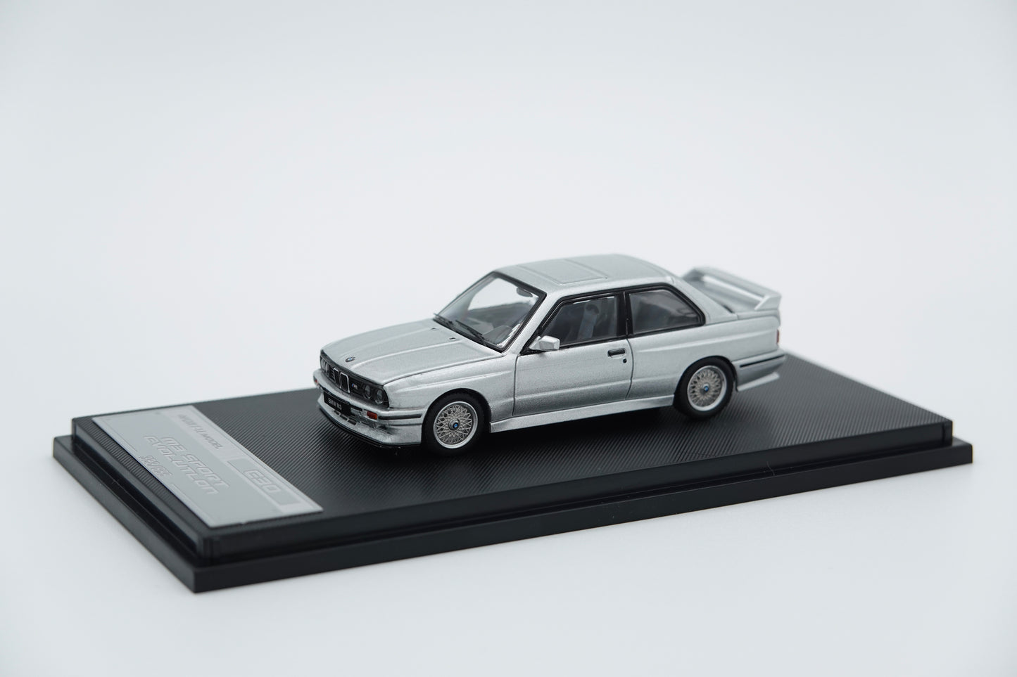Mortal Model | BMW E30 M3 Sport Evolution | 1:64