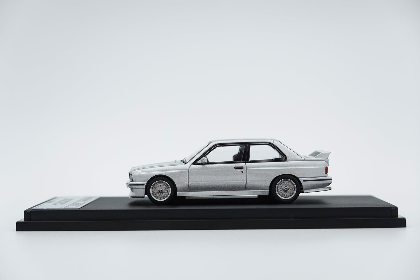 Mortal Model | BMW E30 M3 Sport Evolution | 1:64