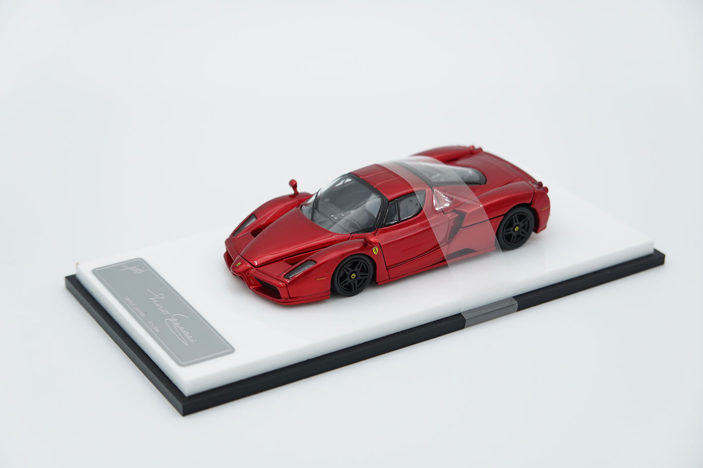 King Model | Ferrari Enzo | 1:64