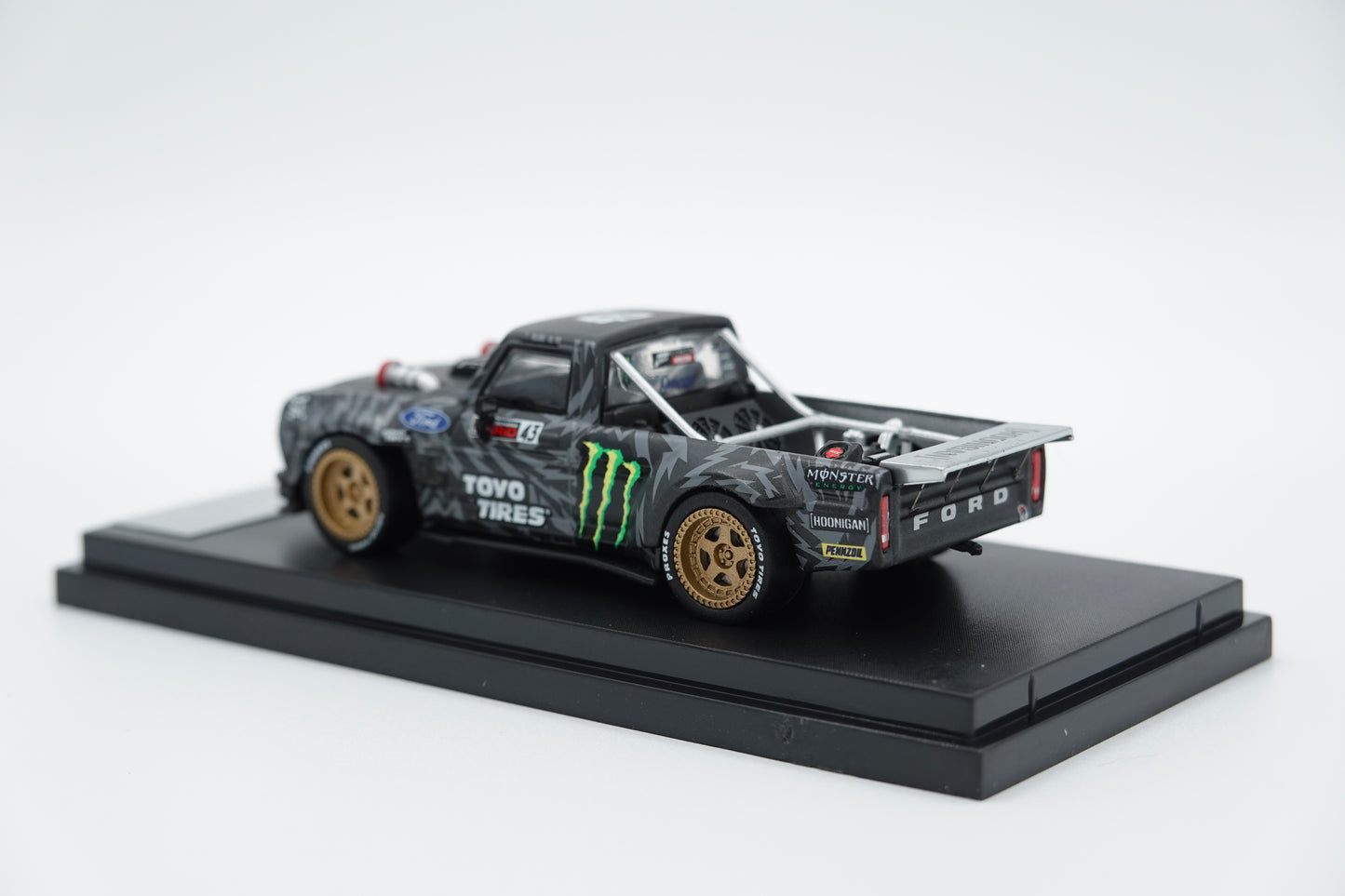 STREET WARRIOR | Ford F-150 Monster Hoonitruck HOONIGAN | 1:64