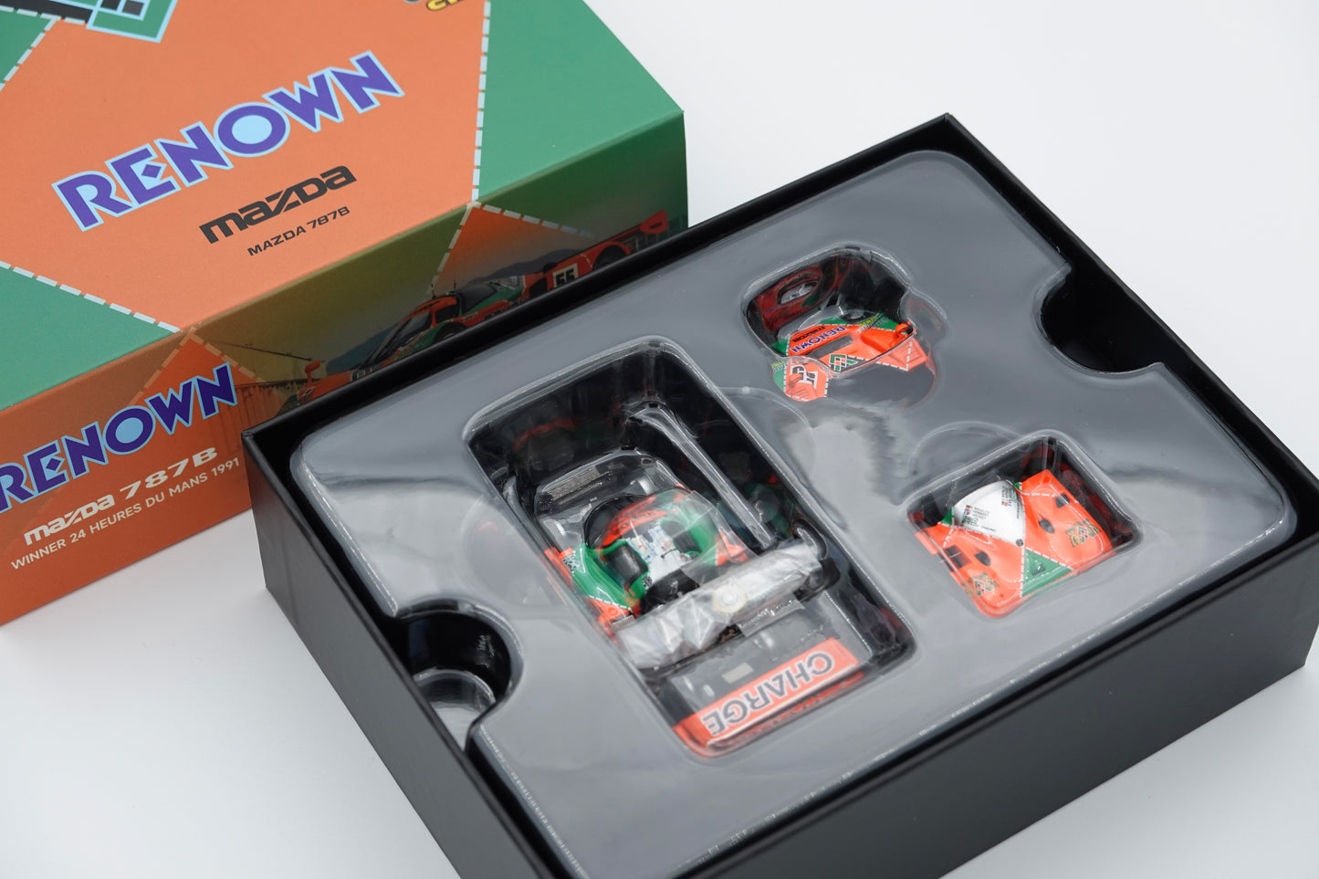 MotorHelix | RENOWN Mazda 787B Le Mans 24h Winner 1991 | 1:64