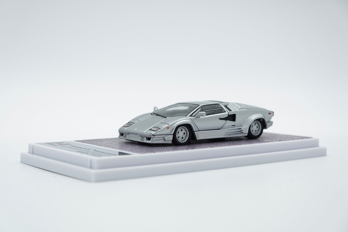Findclassically | Lamborghini Countach 25 Anniversary | 1:64