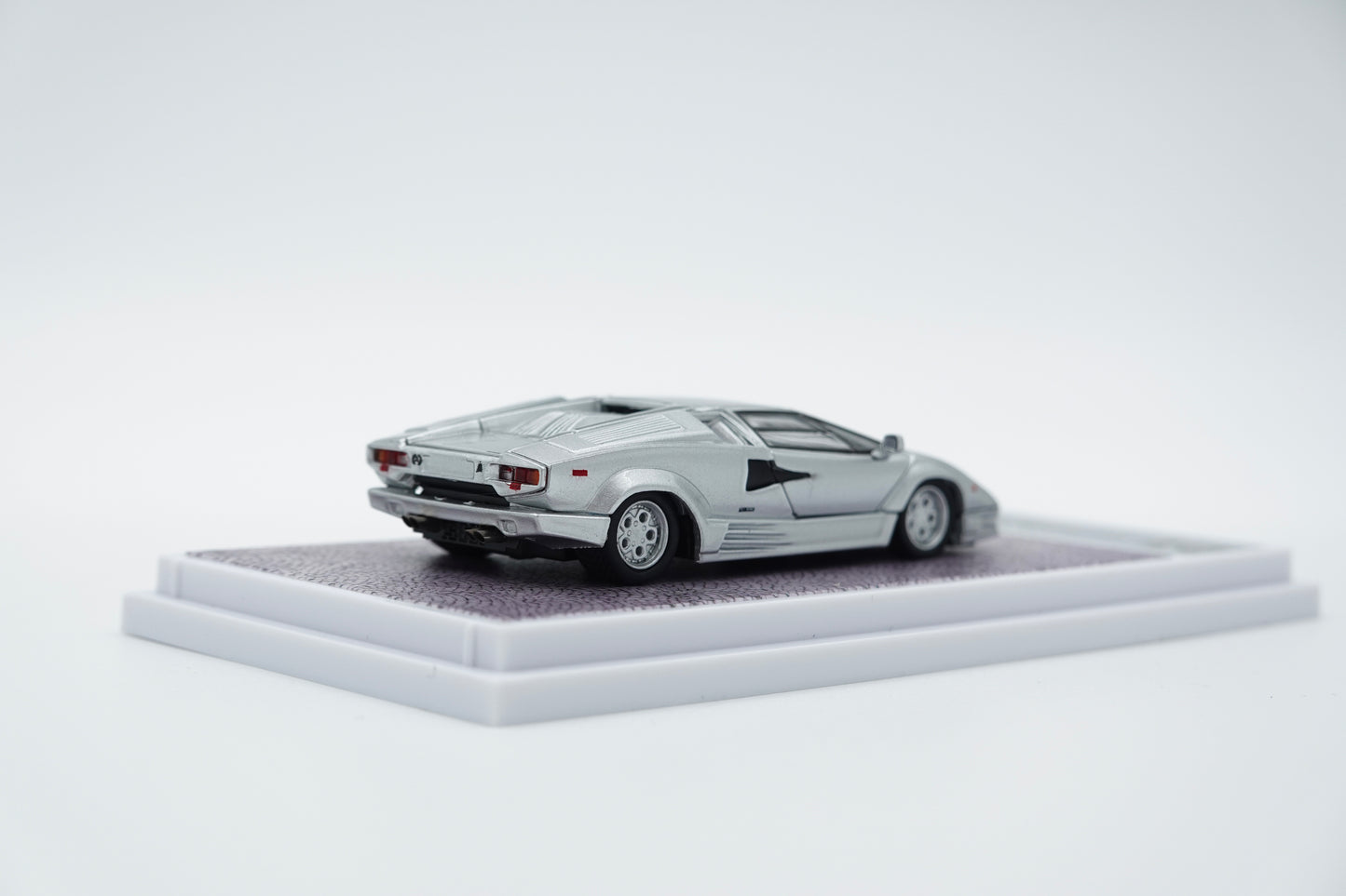 Findclassically | Lamborghini Countach 25 Anniversary | 1:64