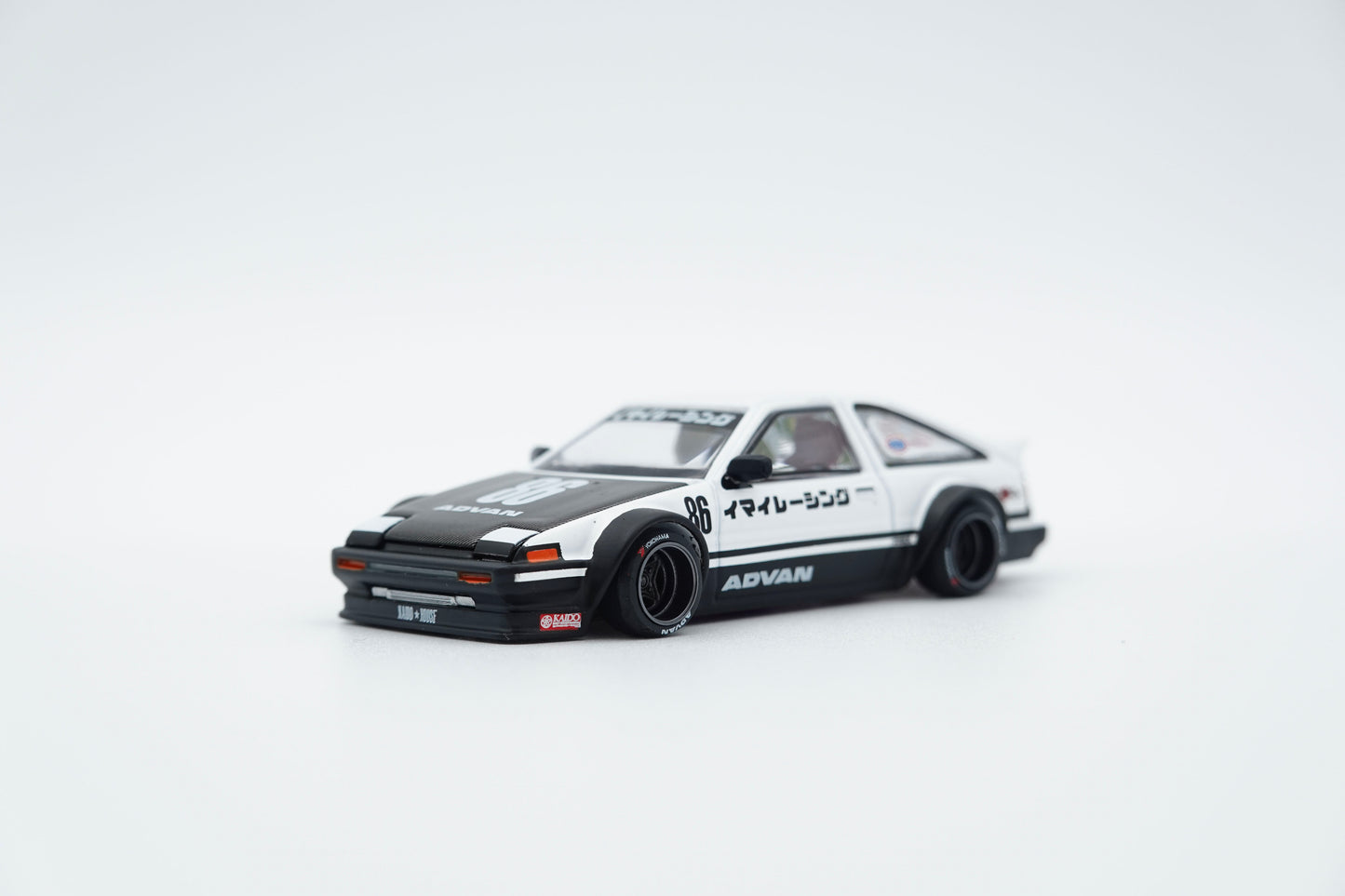 MINI GT × Kaido House | KHMG180 Toyota Sprinter Trueno Kaido Street V1 | 1:64