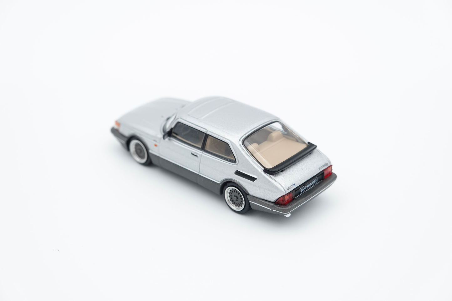 Tarmac | SAAB 900 Turbo Silver | 1:64