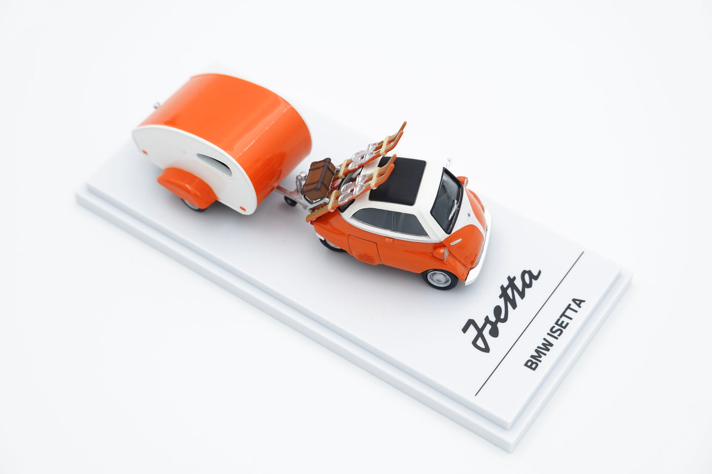 Almost Real | BMW Isetta with Ski & Trailer Set Orange | 1:64
