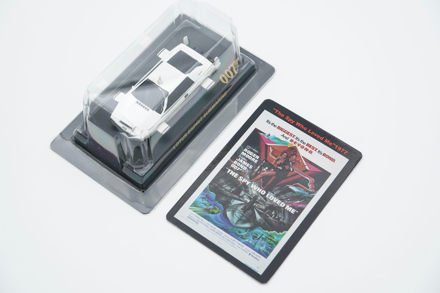 Kyosho | Lotus Esprit S1 Submarine 007 The Spy Who Loved Me "Wet Nellie" | 1:64