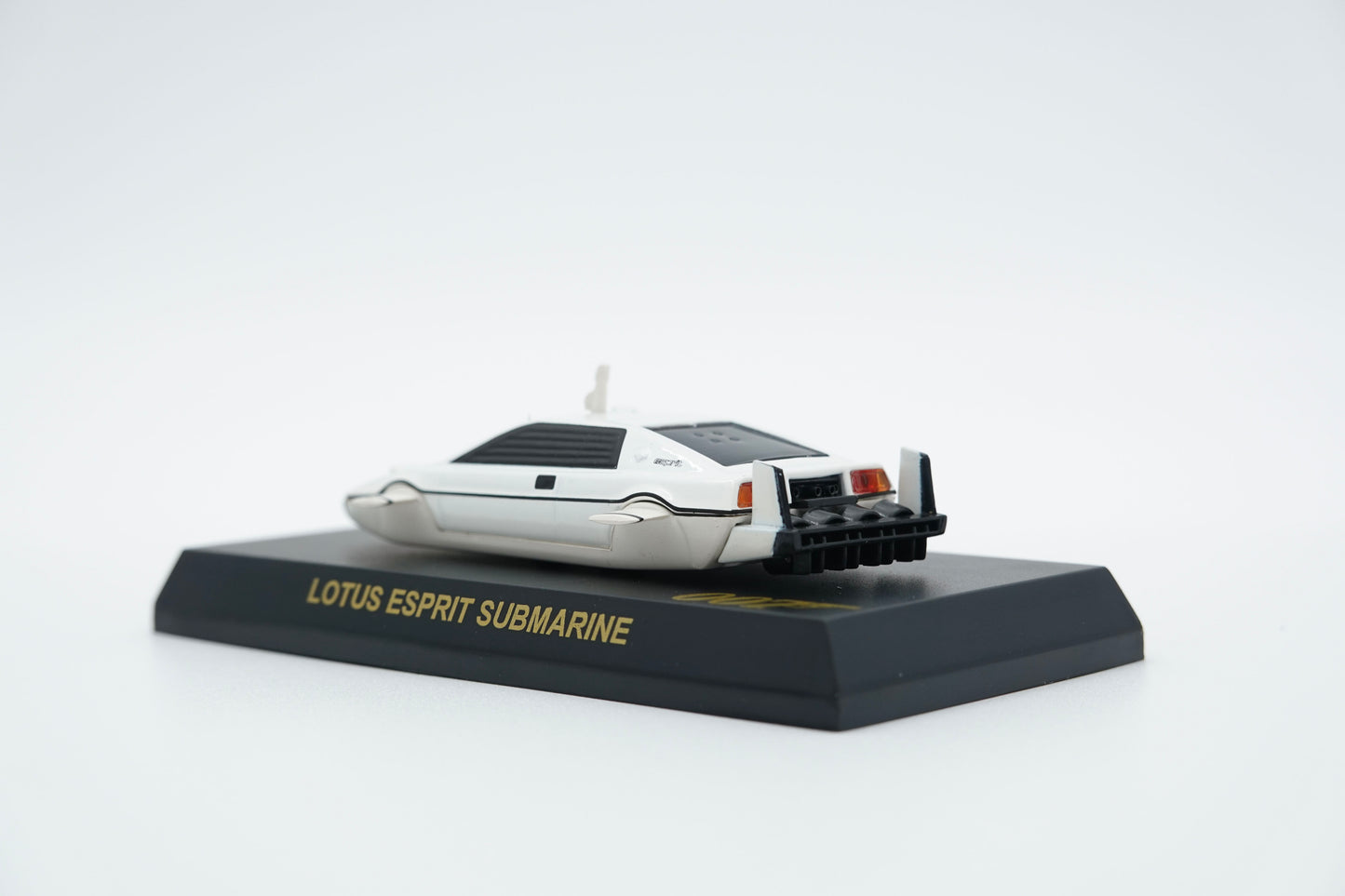 Kyosho | Lotus Esprit S1 Submarine 007 The Spy Who Loved Me "Wet Nellie" | 1:64