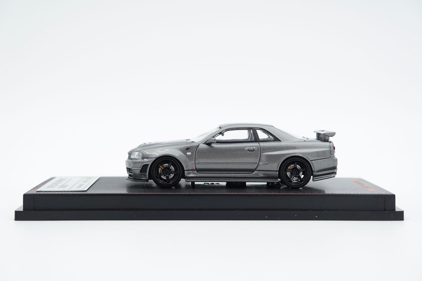 Ignition Model | Nissan R34 GT-R Nismo Z-tune Silver | 1:64