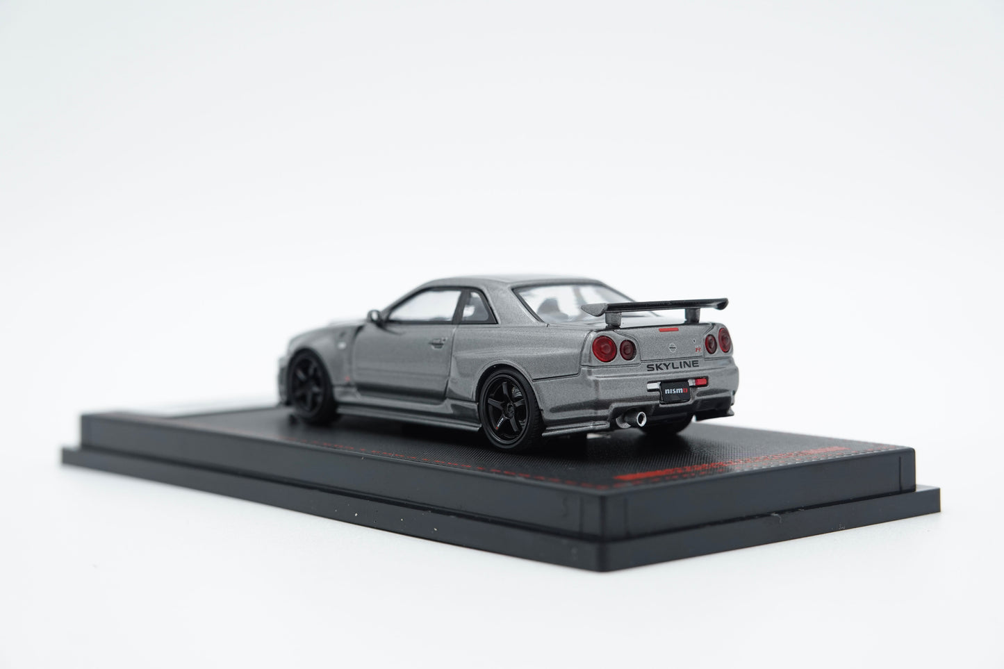 Ignition Model | Nissan R34 GT-R Nismo Z-tune Silver | 1:64