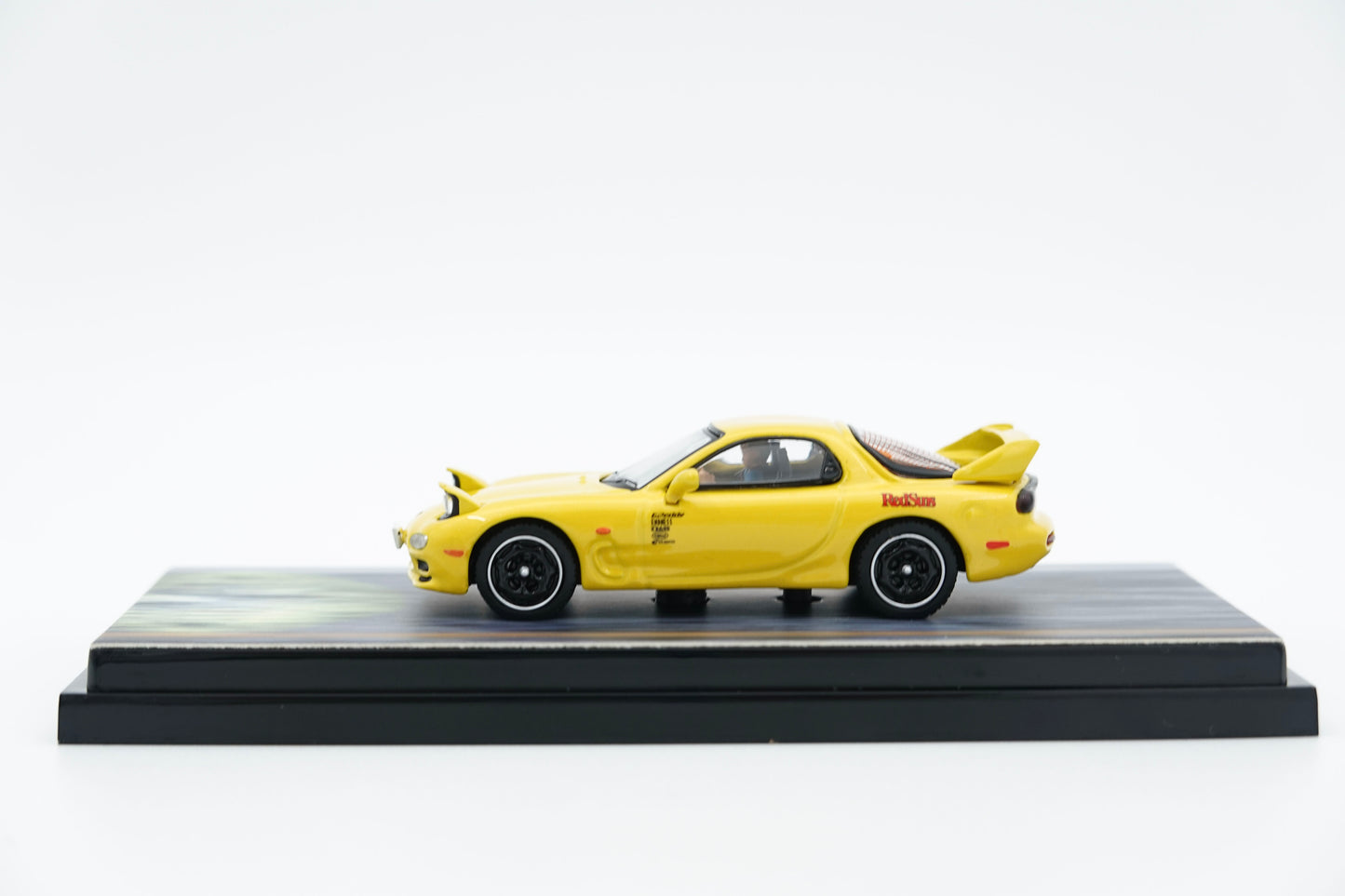 Hobby Japan | Mazda RX-7 FD35 Red Suns Initial D | 1:64