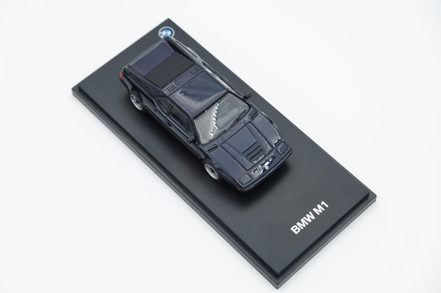 Almost Real | BMW Collection Series M1 Midnight Blue Genuine BMW Licensed Merchandise | 1:64