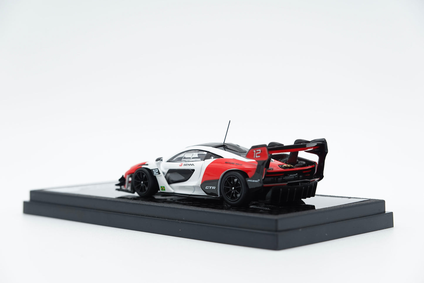 LCD | McLaren Senna GTR Red&White | 1:64