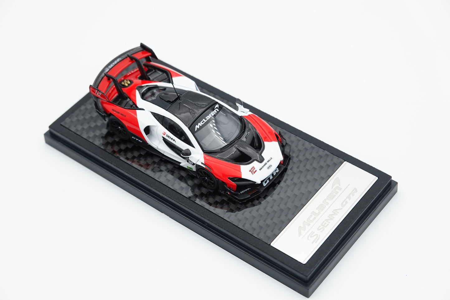 LCD | McLaren Senna GTR Red&White | 1:64