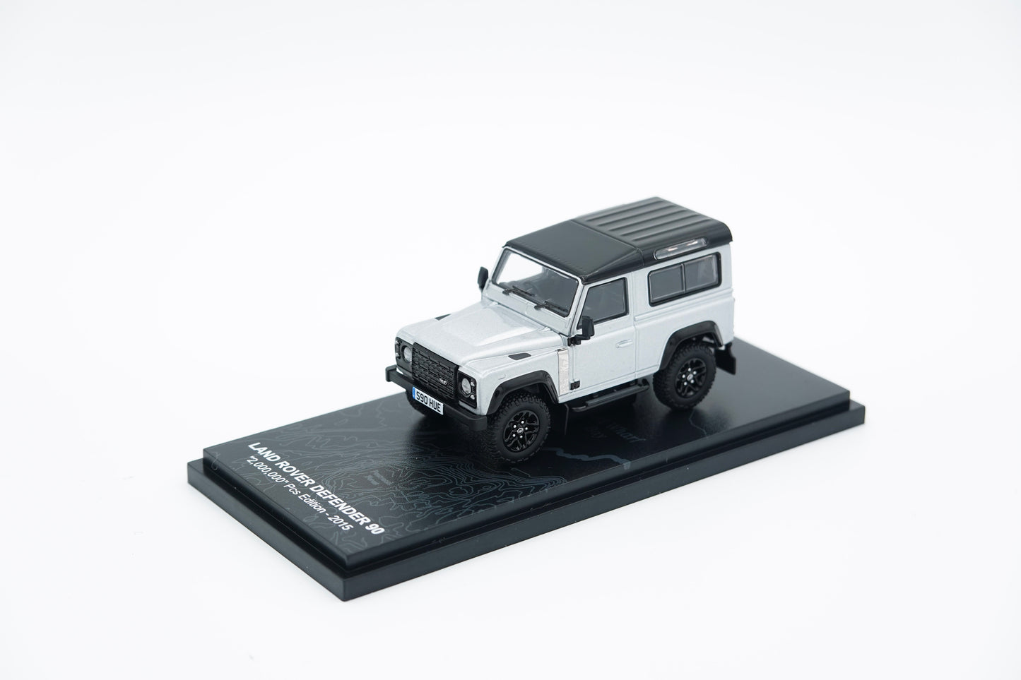 Almost Real ARbox | Land Rover Defender 90 "2,000,000" Pcs Edition 2015 | 1:64