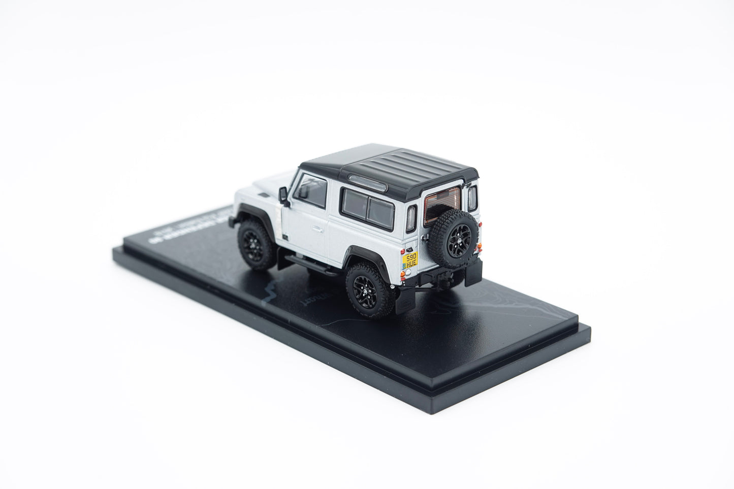 Almost Real ARbox | Land Rover Defender 90 "2,000,000" Pcs Edition 2015 | 1:64