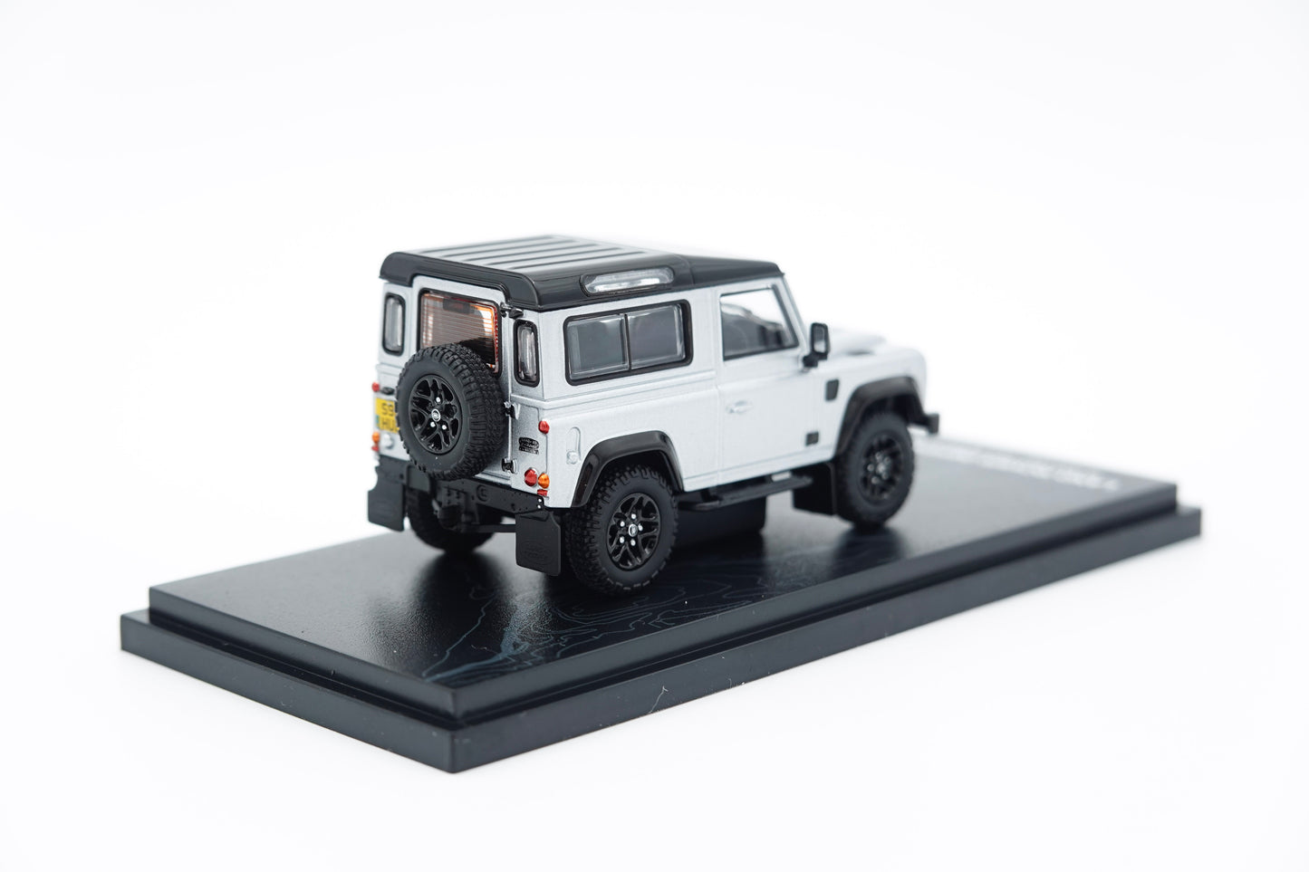 Almost Real ARbox | Land Rover Defender 90 "2,000,000" Pcs Edition 2015 | 1:64