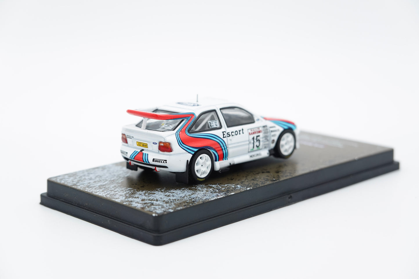 Tarmac Works Hobby64 | Ford Escort RS Cosworth Rallye Sanremo 1994 | 1:64
