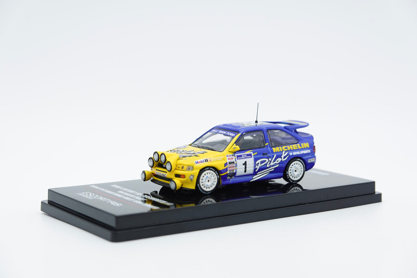 INNO64 | Ford Escort RS Cosworth #1 "Michelin Pilot" Manx International Rally 1994 Winner | 1:64